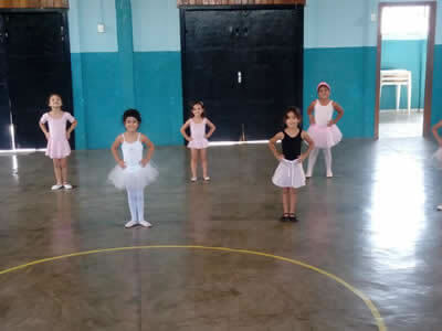 Aula de Balé em Pindamonhangaba