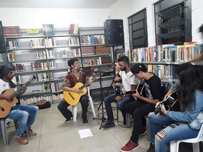 Aula de Violão e Suzano SP